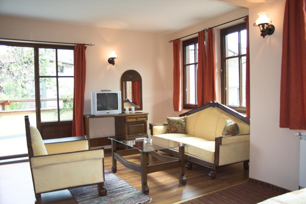 Hotel Old Times Asenovgrad Room photo